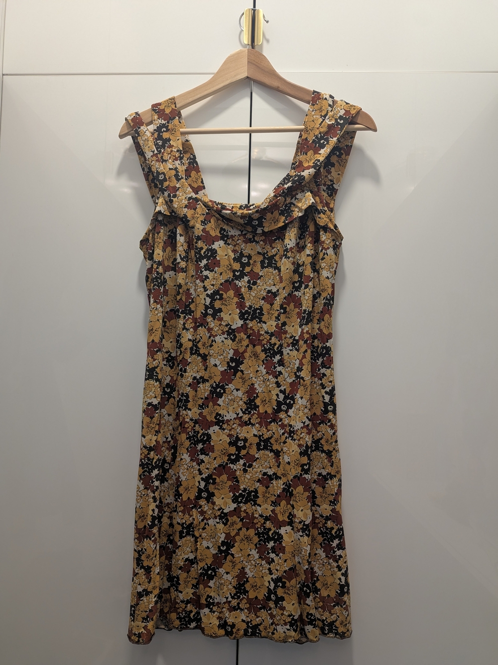 Italian 70s Floral Sleeveless Sundress in Mustard, Rust and Black